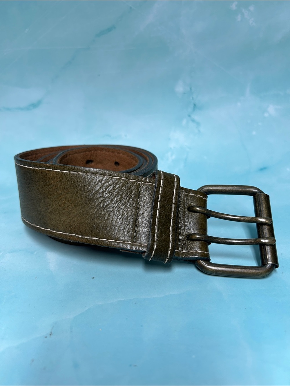 Men's Olive Green Leather Belt with Triple-Prong Buckle Size L